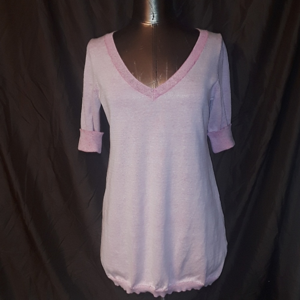 * * Gap Maternity Neon Plated V-Neck Sweater Pink